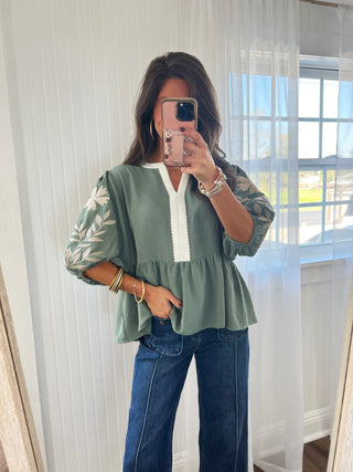 Giving Grace Green Top