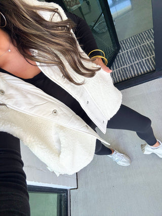 Winter White Vest ~PINK FRIDAY DEAL~ - Instyle Boutique