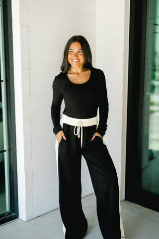 Wear On Repeat Black Top - Instyle Boutique