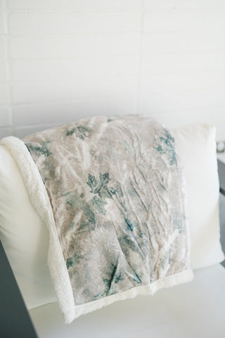 Light Camo Fur Blanket - Instyle Boutique