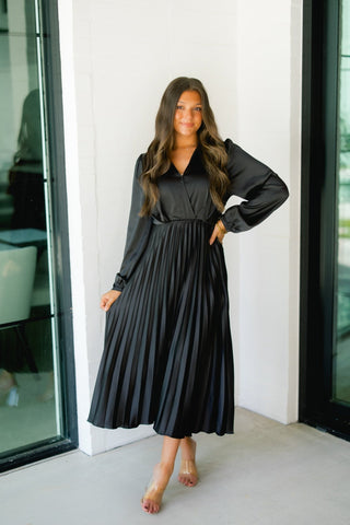 Simply Stunning Black Pleated Midi Dress - Instyle Boutique