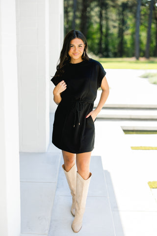 Girl On The Go Dress-Black