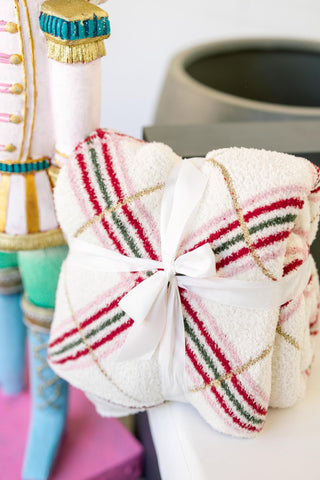Get Cozy Christmas Plaid Blanket - Instyle Boutique