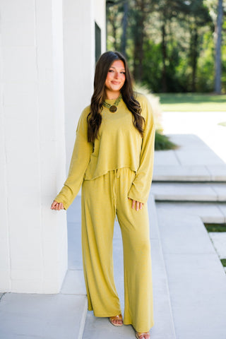 Cozy Girl Golden Lime Set - Instyle Boutique