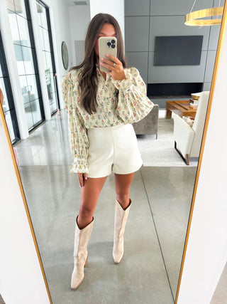 Everyday Chic Ecru Floral Top