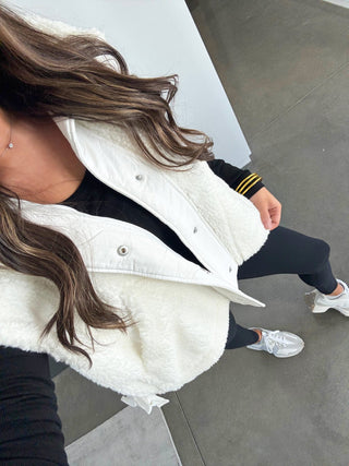 Winter White Vest ~PINK FRIDAY DEAL~ - Instyle Boutique
