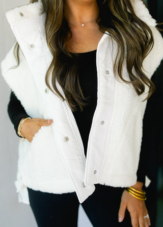 Winter White Vest ~PINK FRIDAY DEAL~ - Instyle Boutique