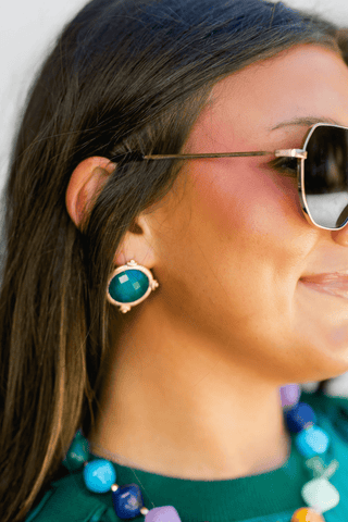 Faceted Dark Green Stone Antique Gold Stud Earrings - Instyle Boutique