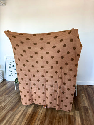 BIRDIE PREORDER Reversible Blanket in Butter Rum Dot