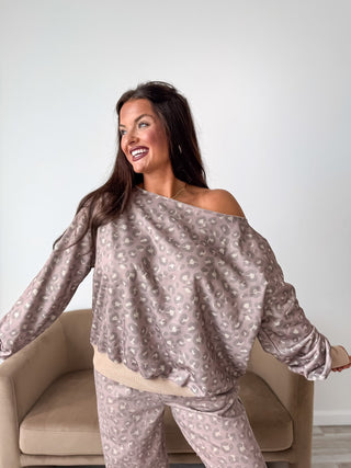 BIRDIE PREORDER Off Shoulder Slouchy Pullover in Toasted Toffee Leopard - Instyle Boutique