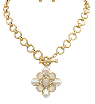 Vintage Pearl Statement Necklace