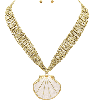 Shoreline Shell Pendant Necklace - Instyle Boutique
