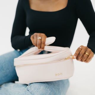 Madelyn Bow Makeup Bag ~PREORDER~ - Instyle Boutique